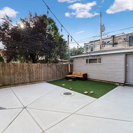 Stylish 2Br Urban Retreat In River West Chicago Exterior photo
