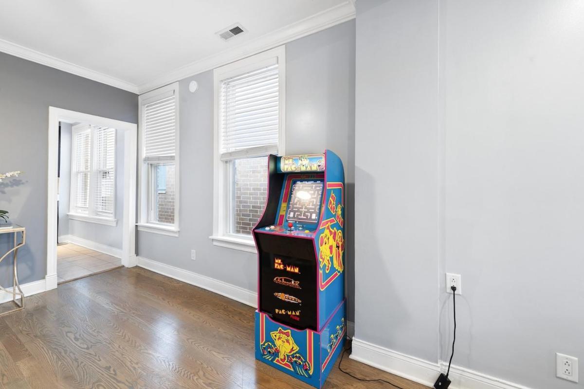 Stylish 2Br Urban Retreat In River West Chicago Exterior photo